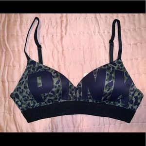 PINK Wear Everywhere Bra